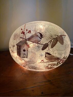 Stony Creek Glass Decorative Bird Light with Pinecone and Berries